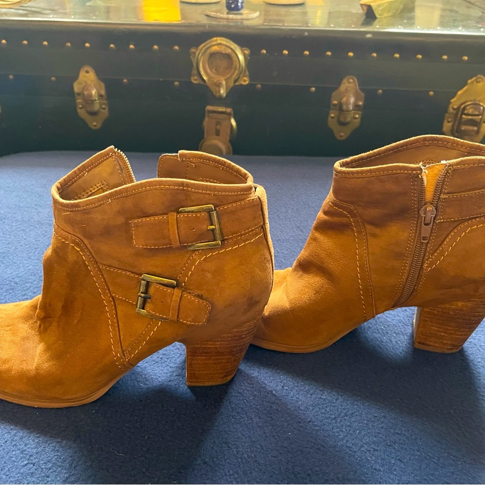 Crown Vintage Brown Suede Booties